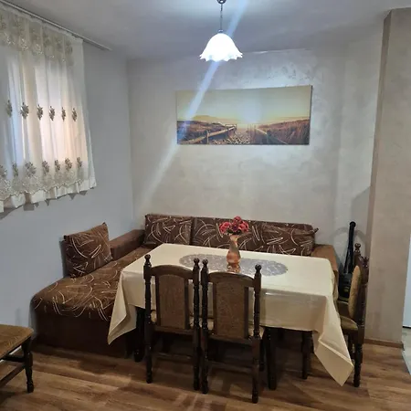 делукс апарт вергиеви *